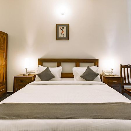 Hotel Narendra Central Muvattupuzha Экстерьер фото