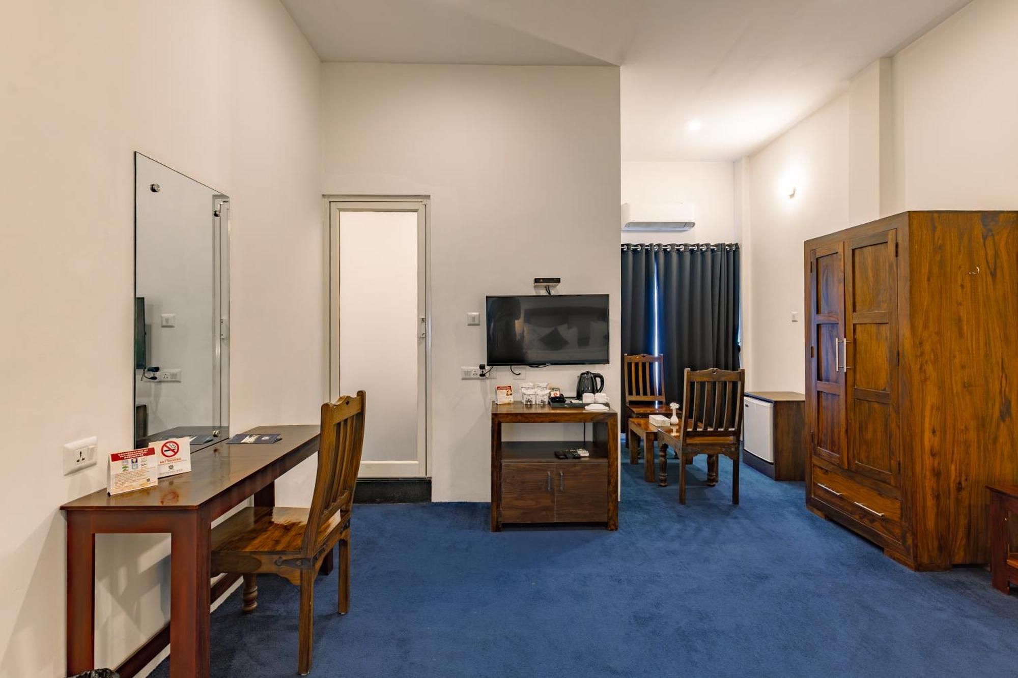 Hotel Narendra Central Muvattupuzha Экстерьер фото