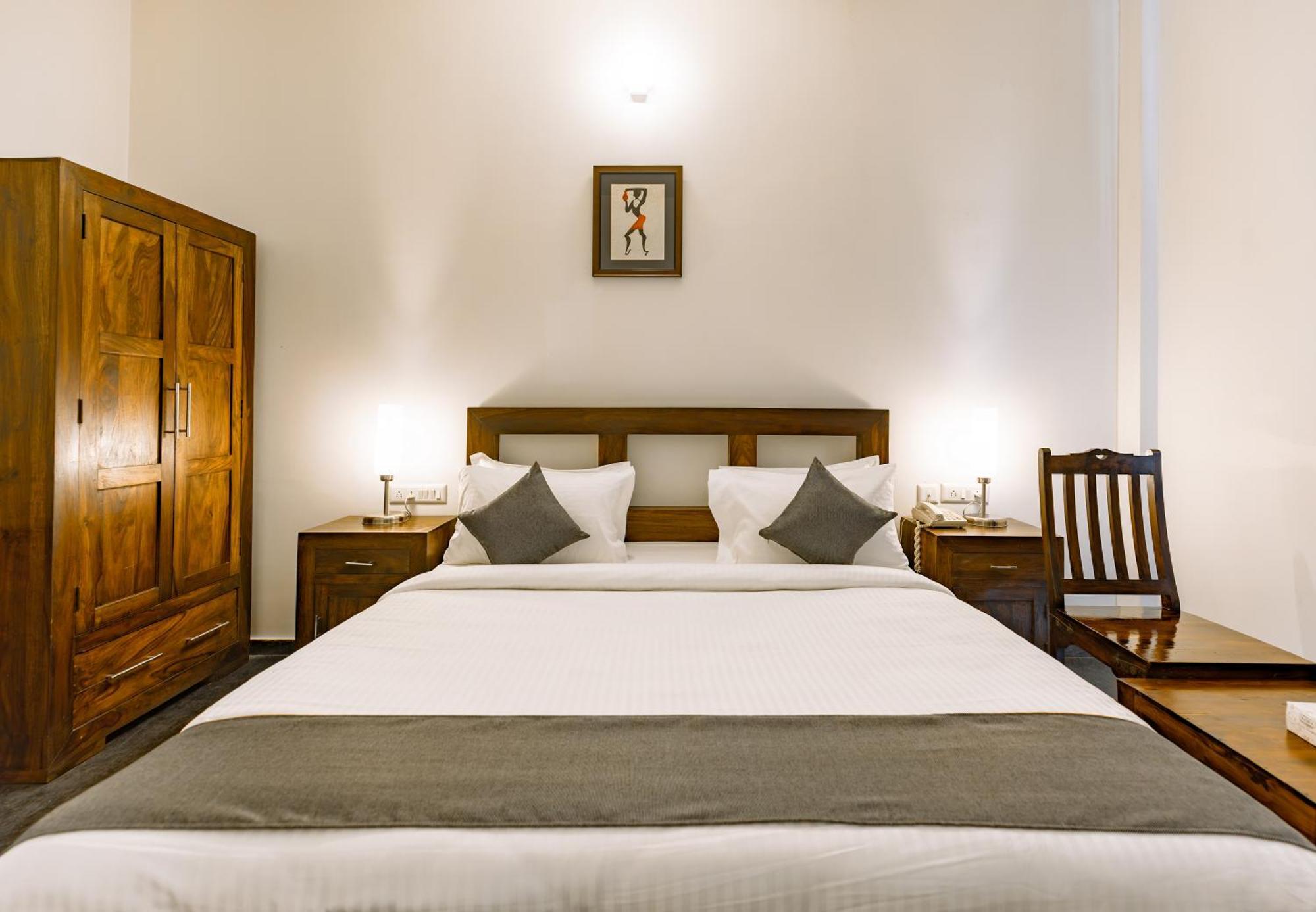Hotel Narendra Central Muvattupuzha Экстерьер фото