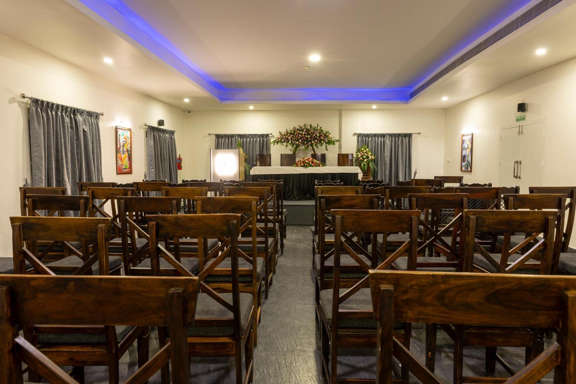 Hotel Narendra Central Muvattupuzha Экстерьер фото