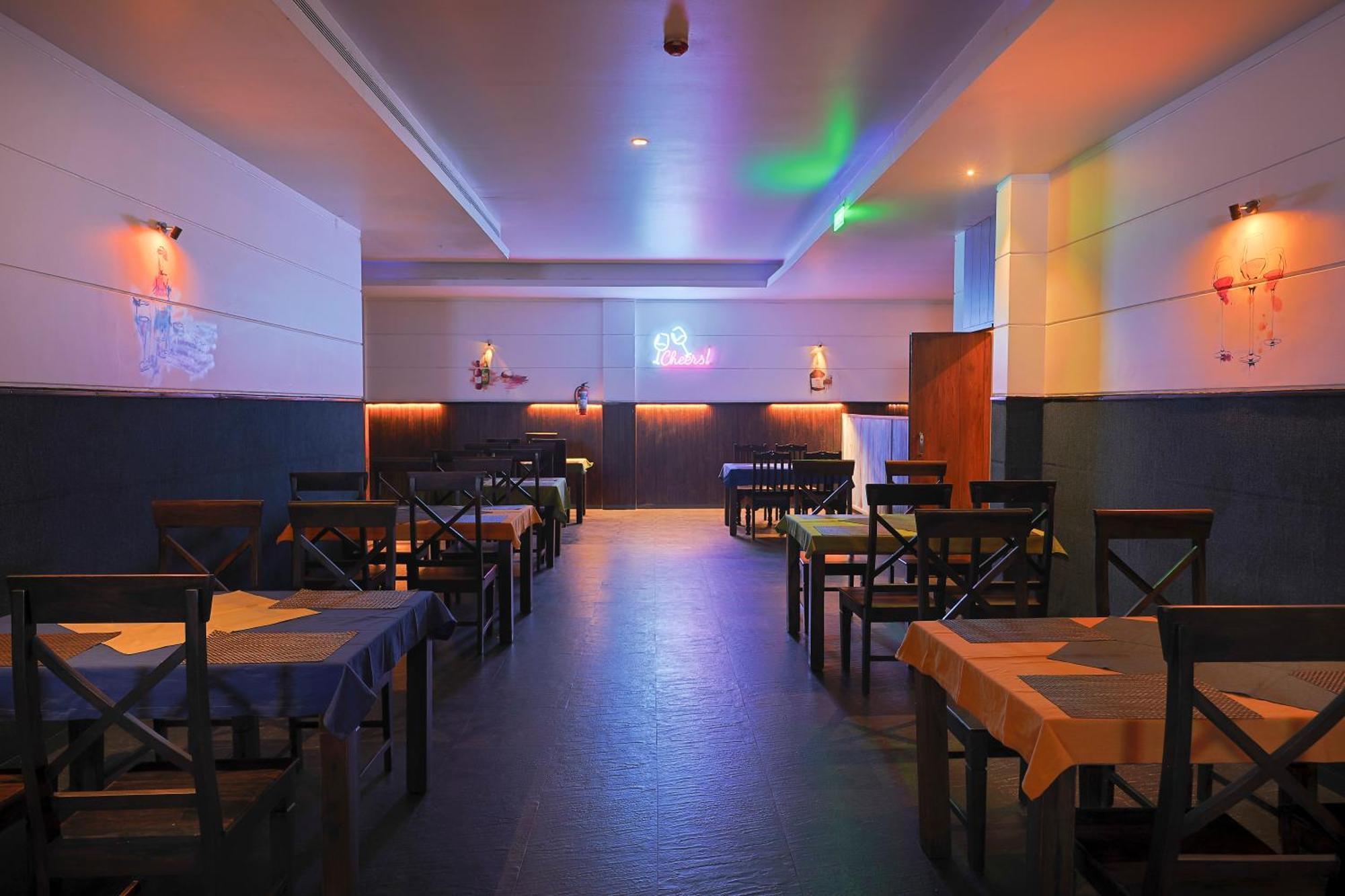 Hotel Narendra Central Muvattupuzha Экстерьер фото