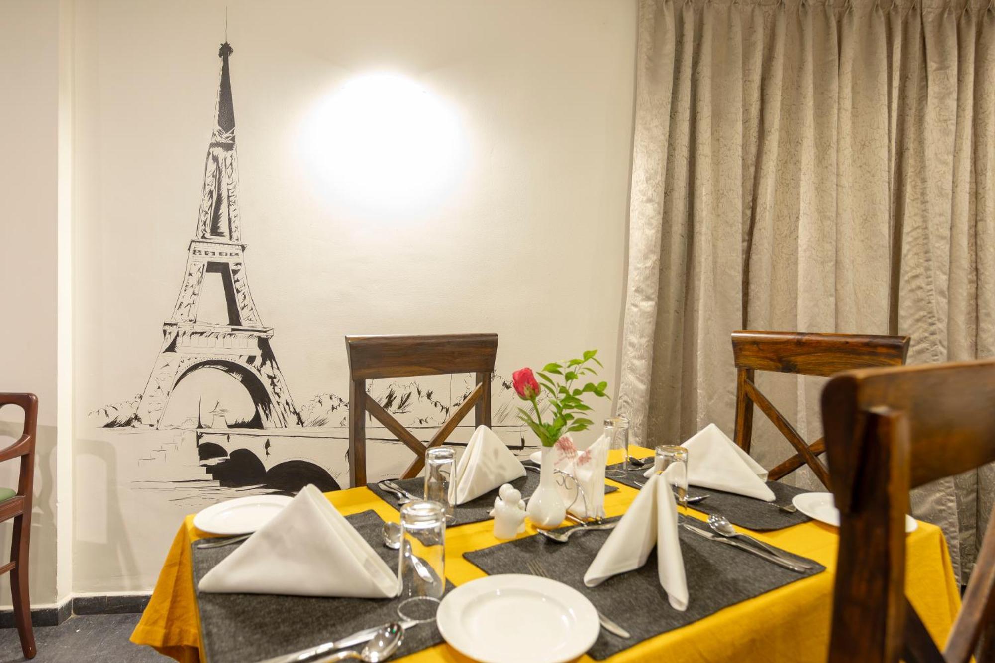 Hotel Narendra Central Muvattupuzha Экстерьер фото
