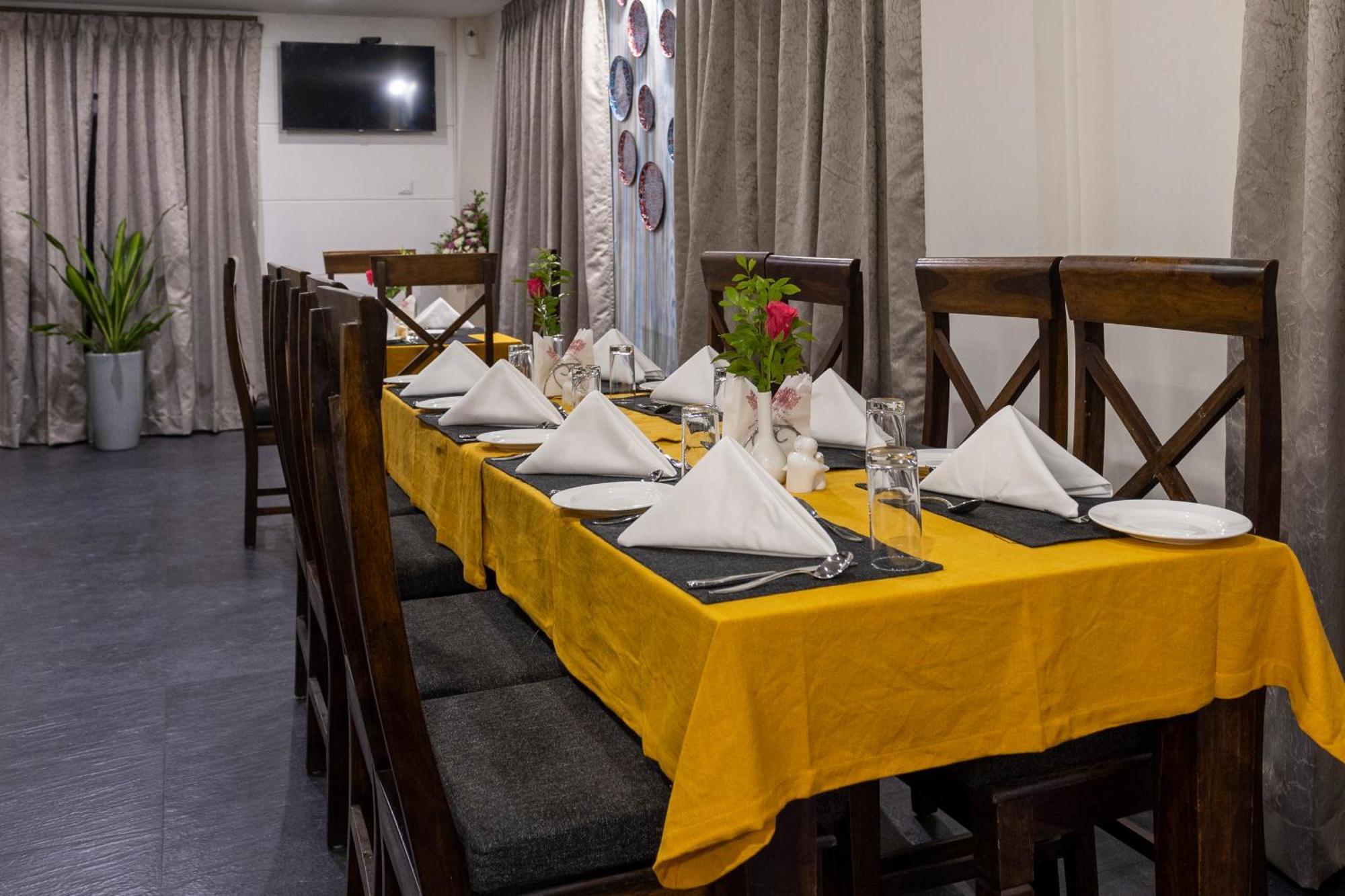 Hotel Narendra Central Muvattupuzha Экстерьер фото
